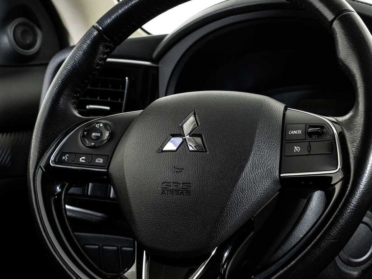 Купить Mitsubishi Outlander, 2018, 120 491 км, фото №14