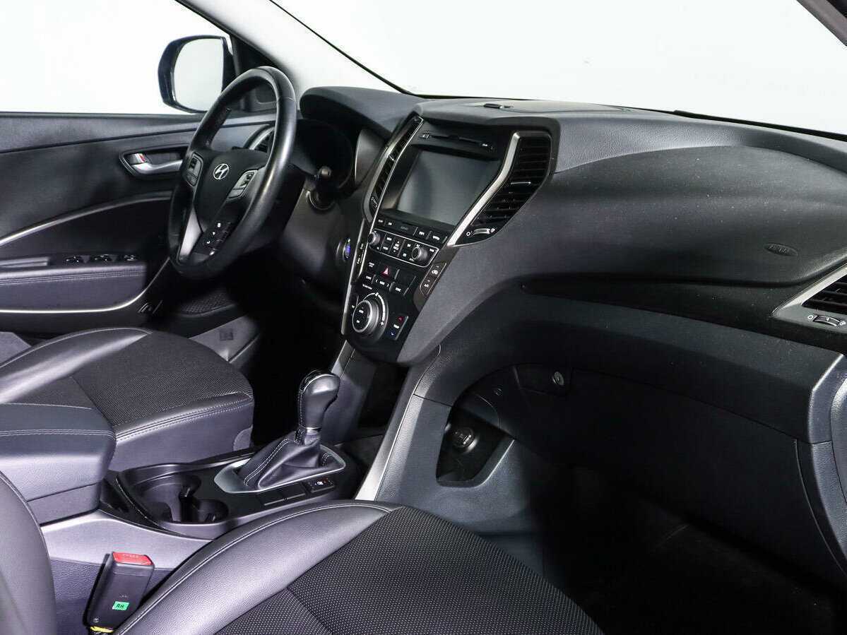 Купить Hyundai Santa Fe, 2016, 130 583 км, фото №9