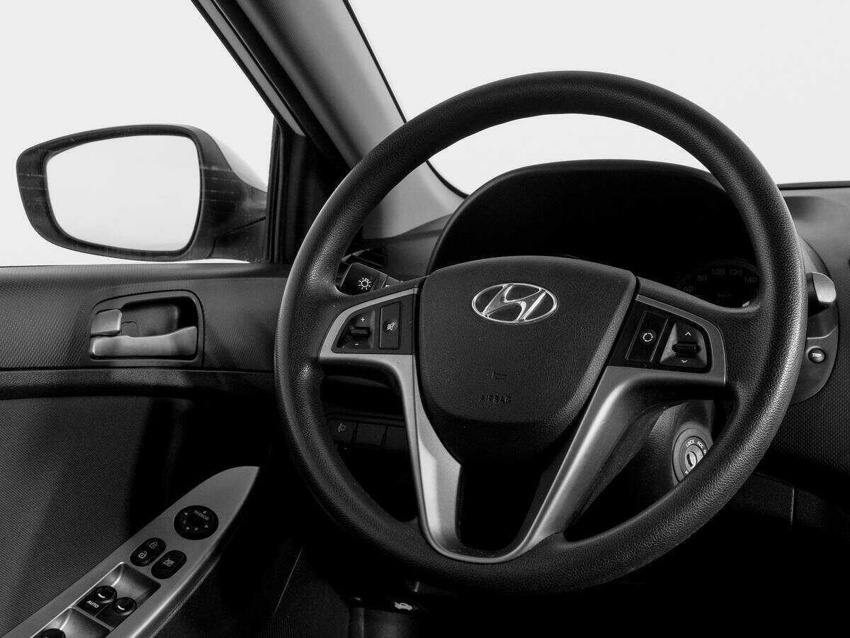 Купить Hyundai Solaris, 2016, 100 095 км, фото №14