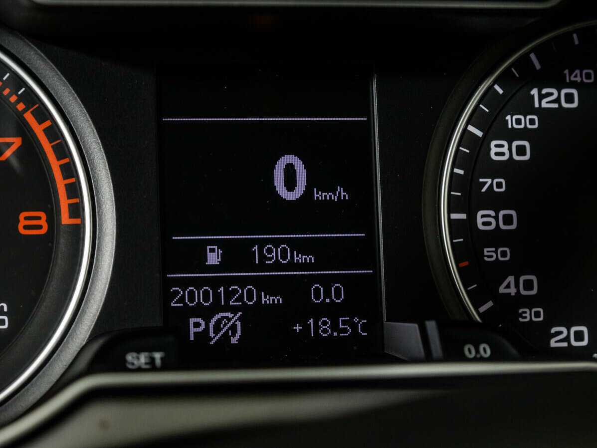 Купить Audi A4, 2014, 199 904 км, фото №10