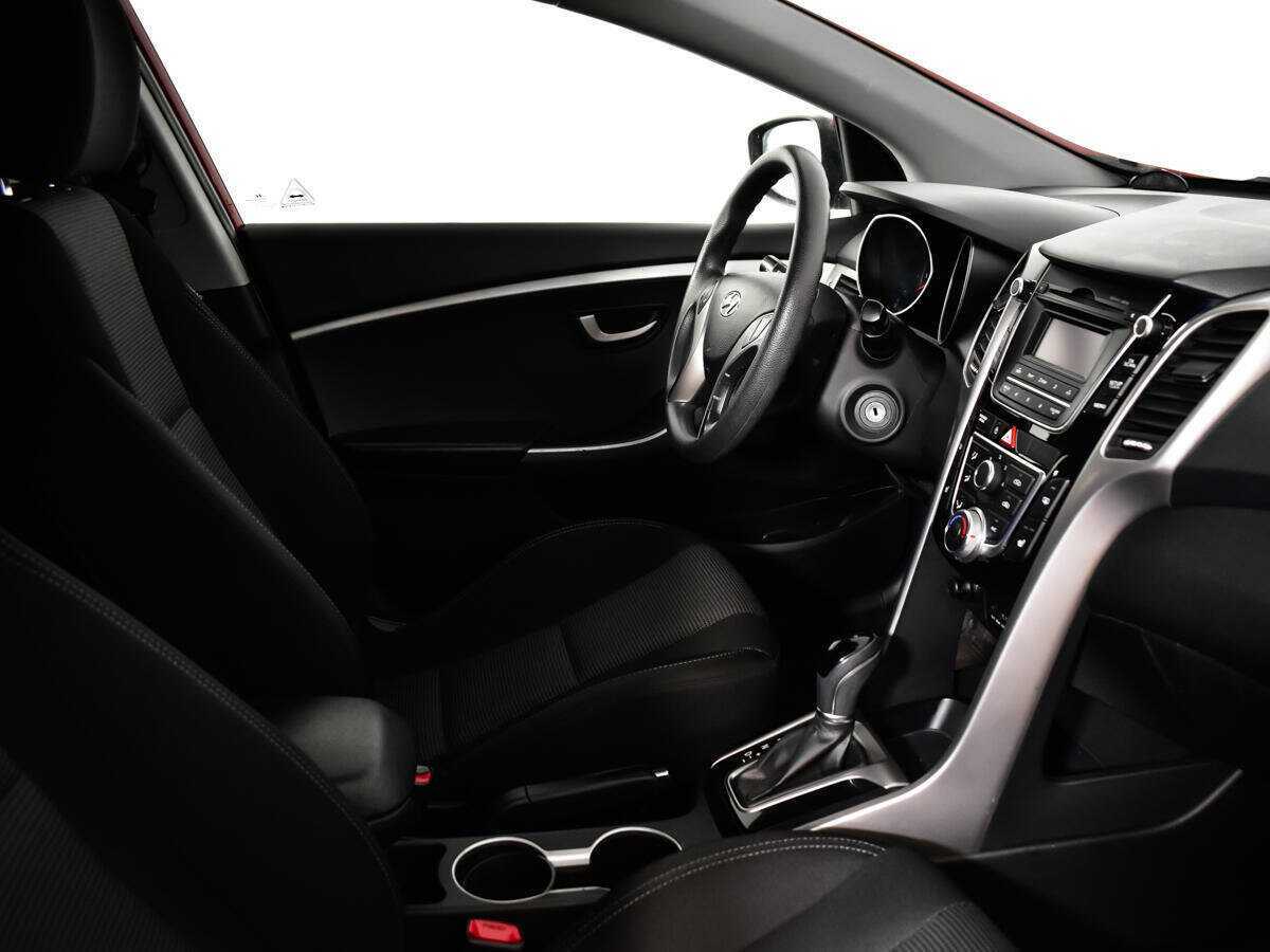 Купить Hyundai i30, 2014, 118 565 км, фото №9
