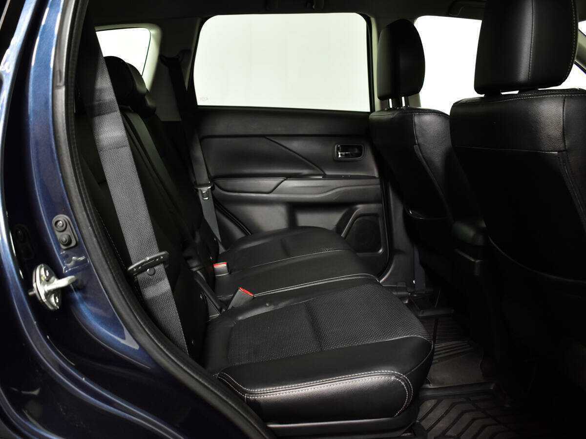 Купить Mitsubishi Outlander, 2016, 75 010 км, фото №9