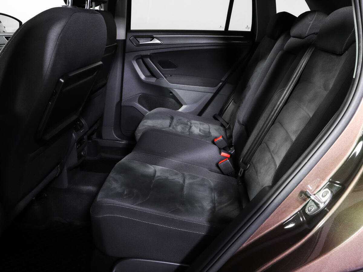 Купить Volkswagen Tiguan, 2017, 150 500 км, фото №8