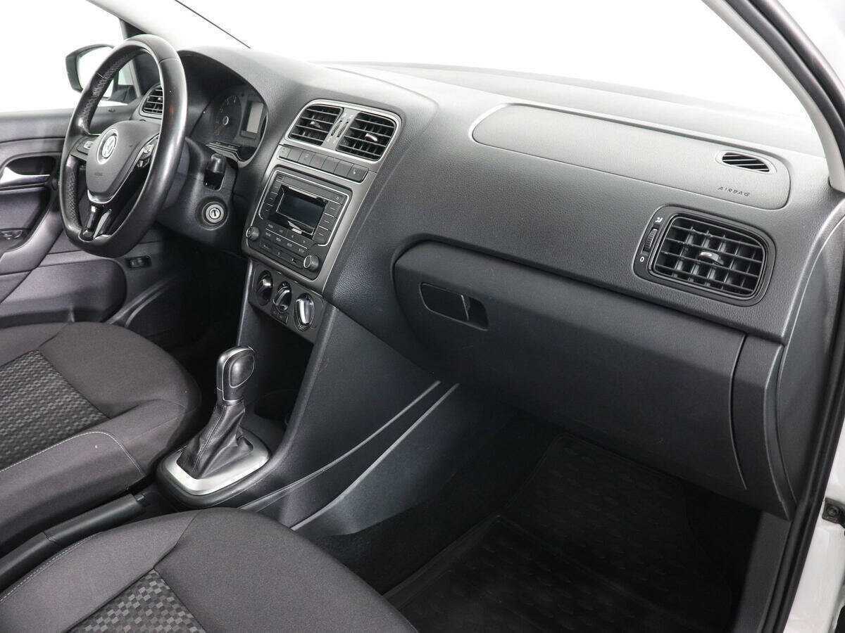 Купить Volkswagen Polo, 2018, 109 649 км, фото №10