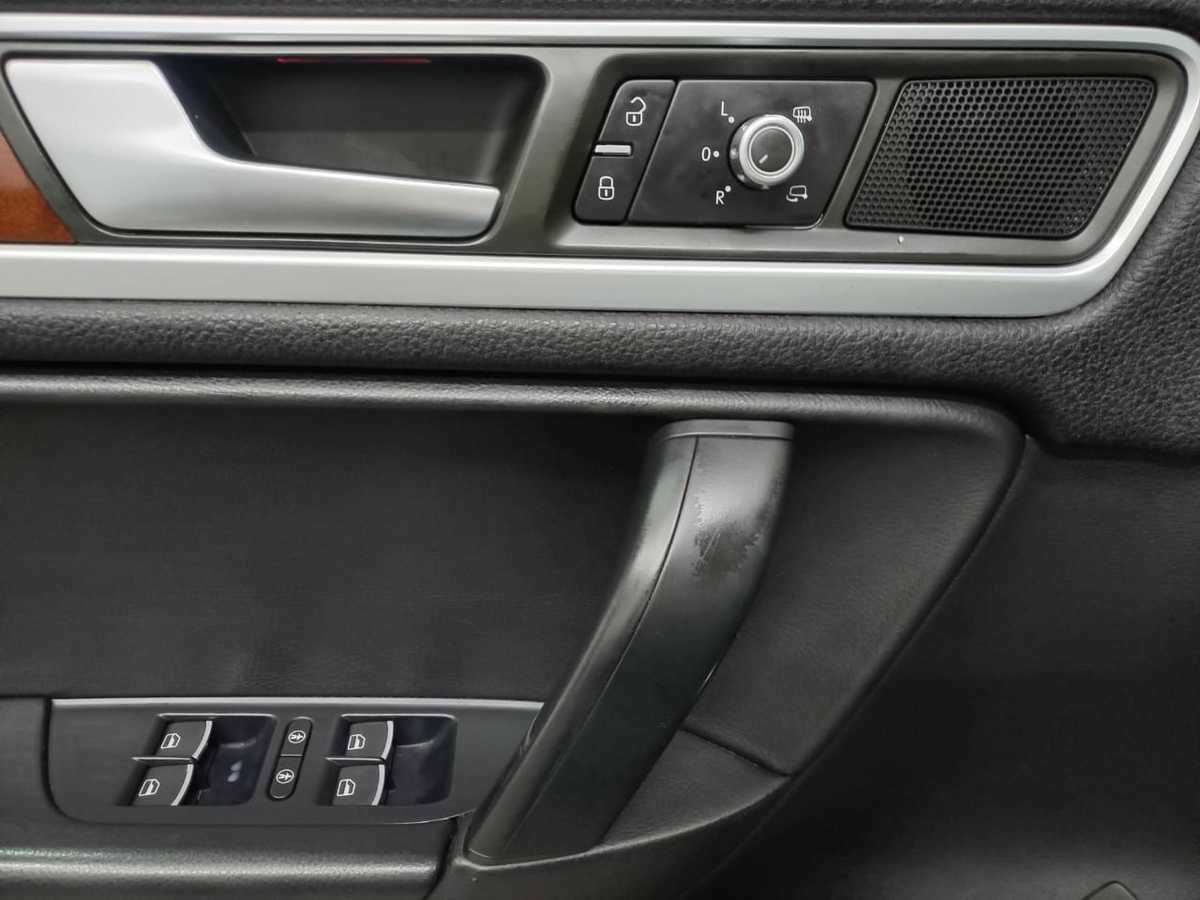 Купить Volkswagen Touareg, 2013, 181 119 км, фото №15