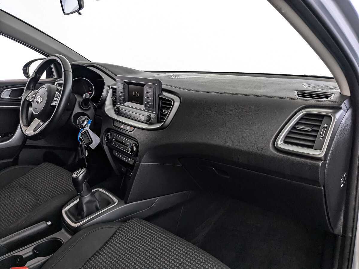 Купить Kia Ceed, 2020, 44 359 км, фото №9