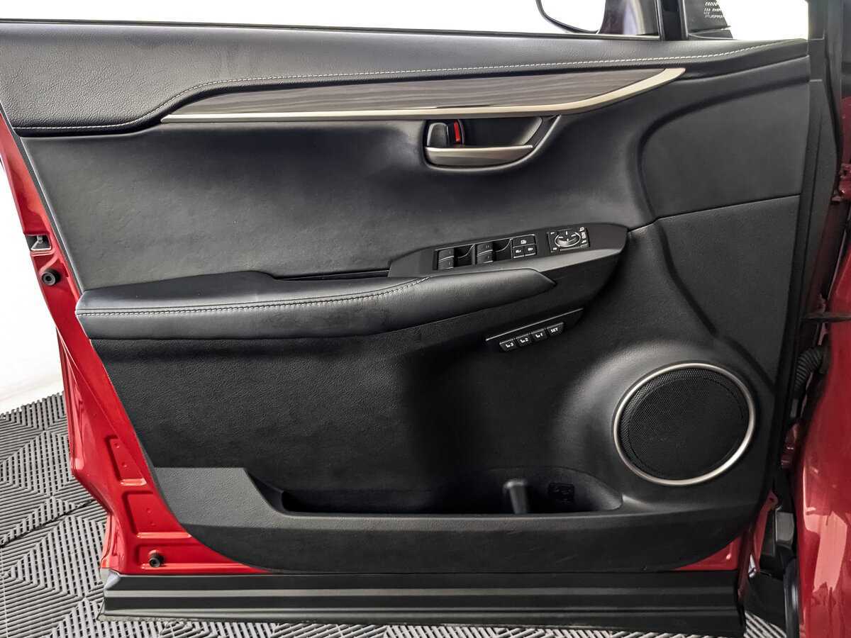 Купить Lexus NX 300h, 2015, 157 853 км, фото №15