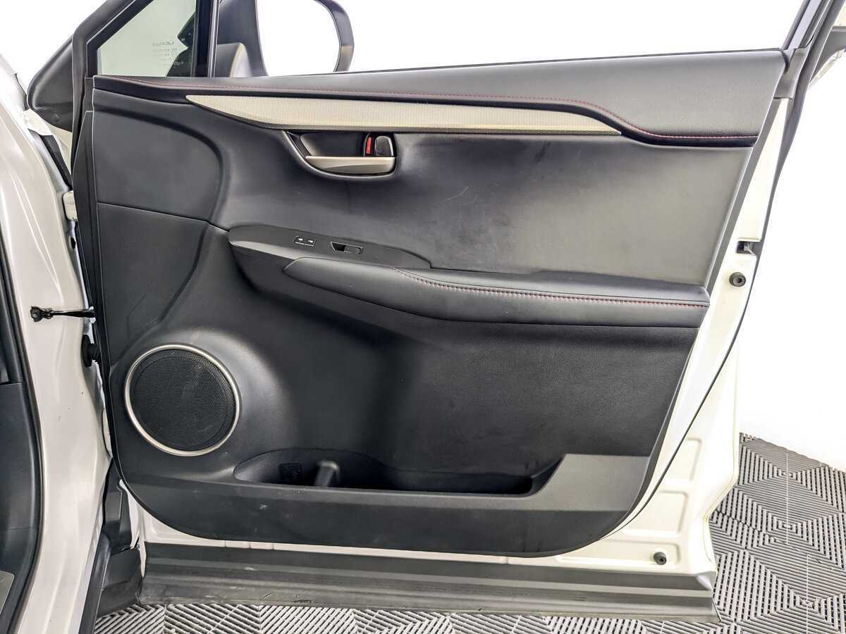 Купить Lexus NX 200t, 2015, 177 844 км, фото №21