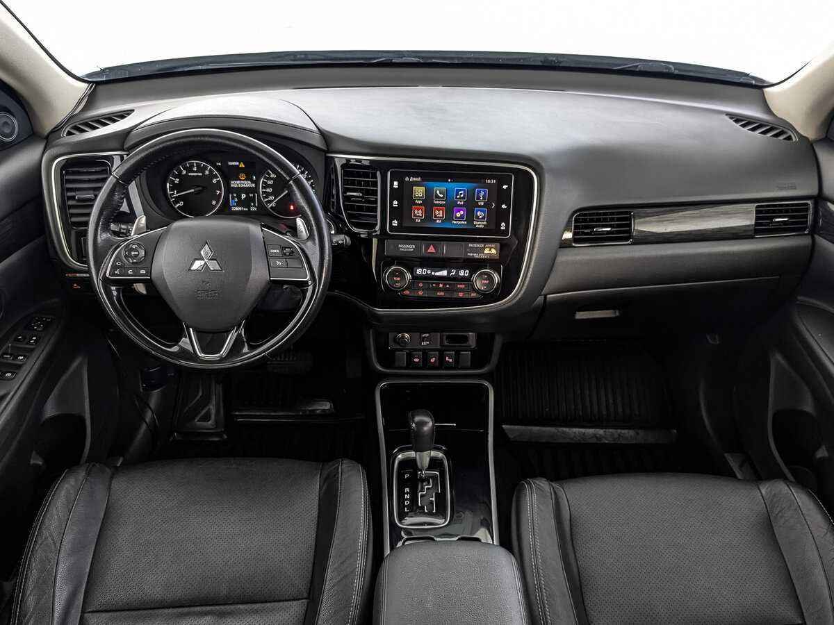 Купить Mitsubishi Outlander, 2017, 228 089 км, фото №9