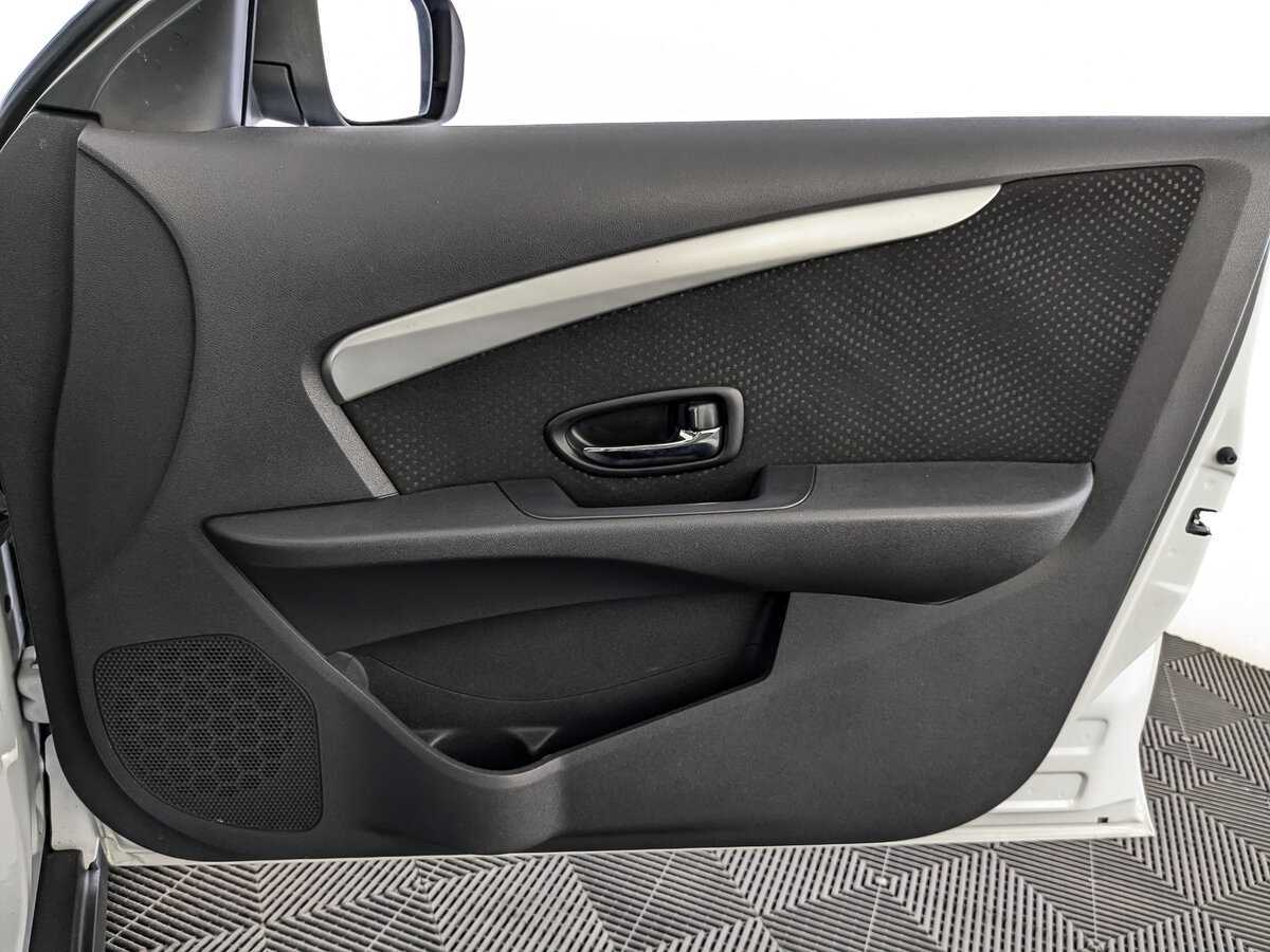 Купить Nissan Almera, 2015, 112 000 км, фото №19