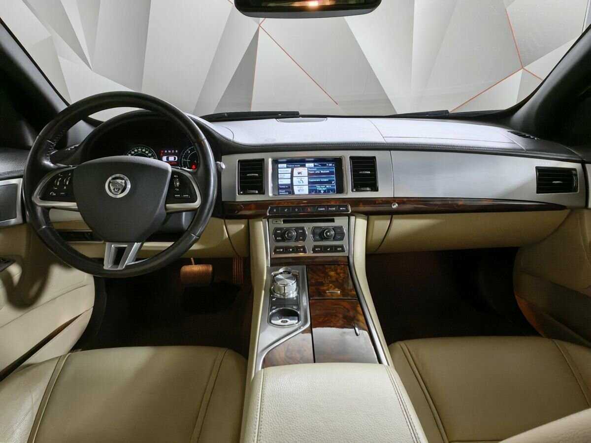 Купить Jaguar XF, 2013, 142 018 км, фото №10