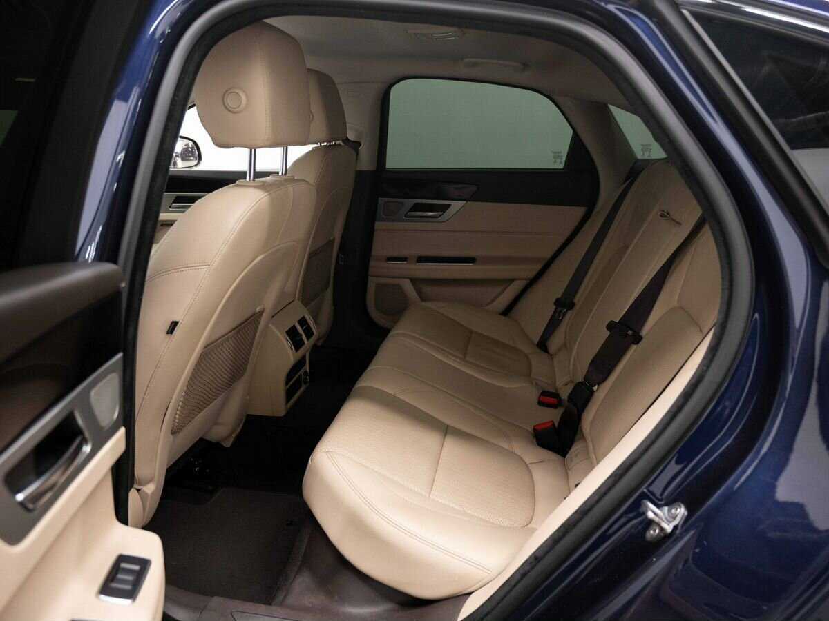 Купить Jaguar XF, 2017, 120 000 км, фото №11