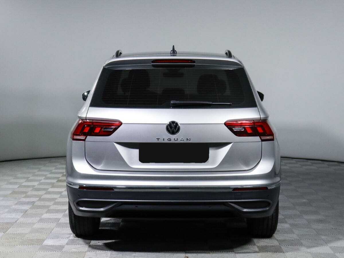 Купить Volkswagen Tiguan, 2021, 72 990 км, фото №4