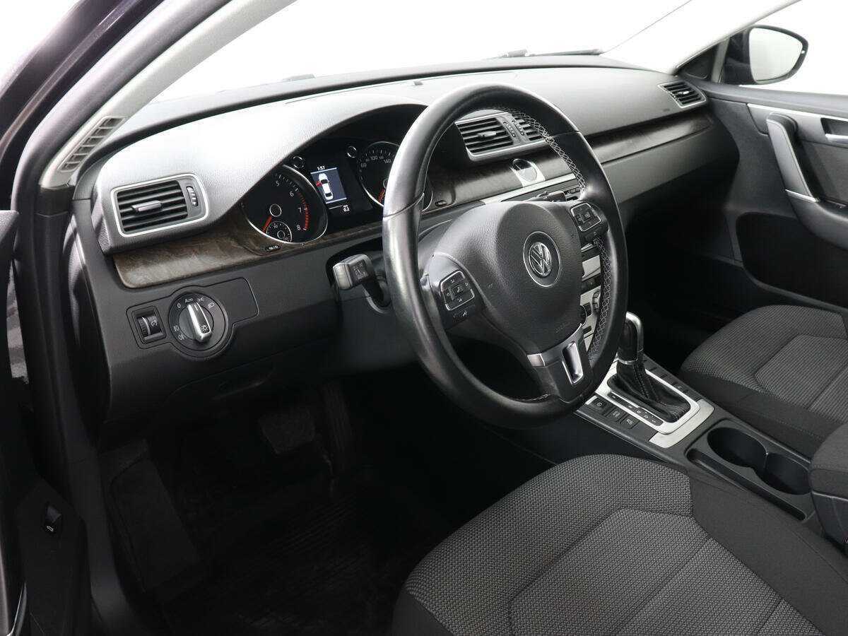 Купить Volkswagen Passat, 2014, 151 373 км, фото №9