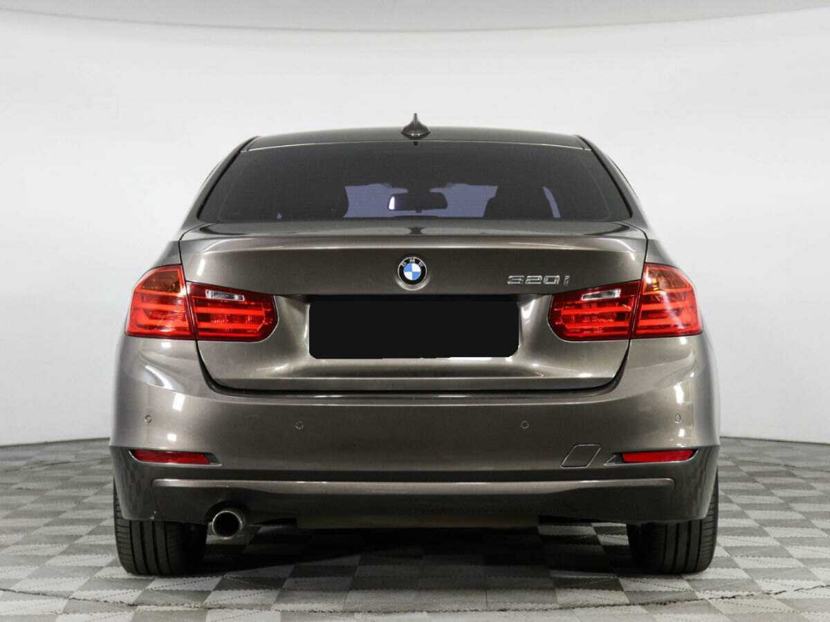 Купить BMW 3 серии 320i, 2013, 217 843 км, фото №4