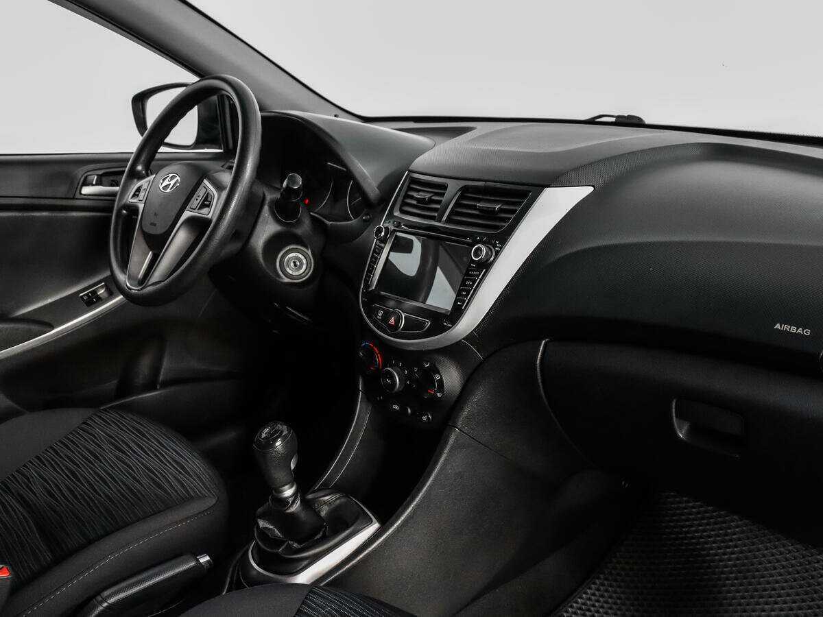 Купить Hyundai Solaris, 2014, 149 453 км, фото №11