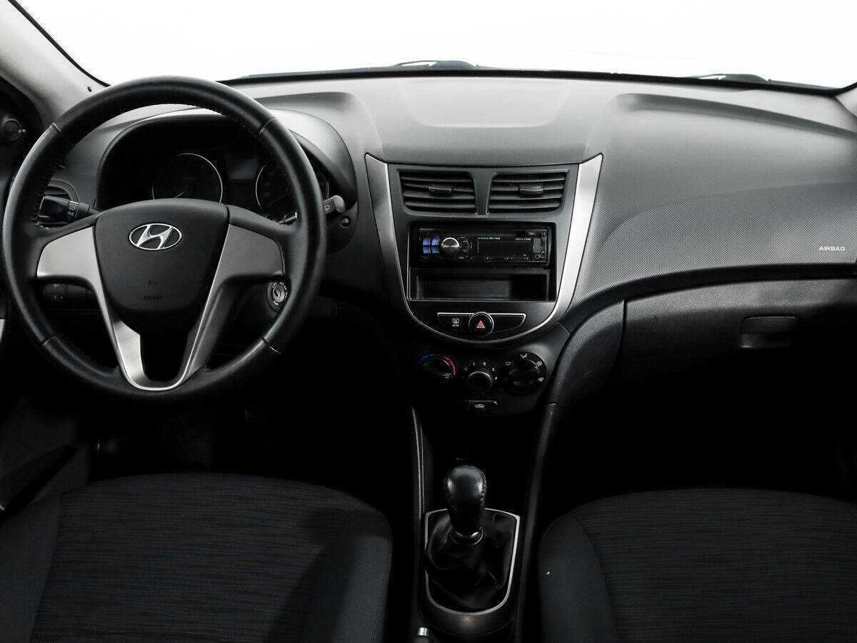 Купить Hyundai Solaris, 2014, 259 937 км, фото №8