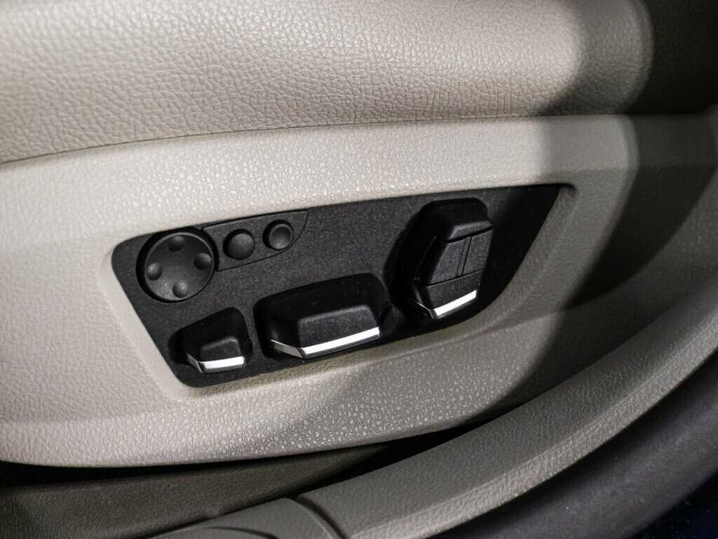 Купить BMW 7 серии 740i, 2012, 183 136 км, фото №22