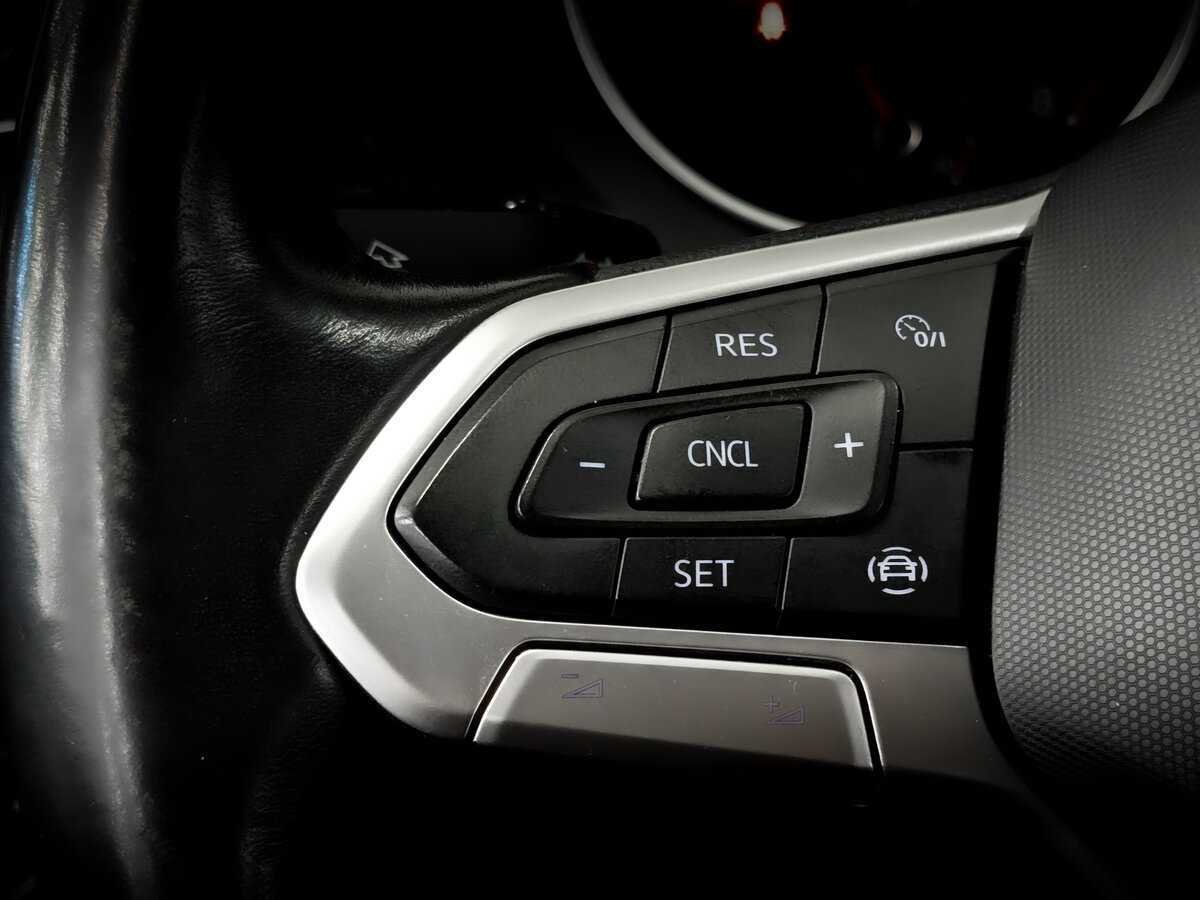 Купить Volkswagen Tiguan, 2021, 166 747 км, фото №26