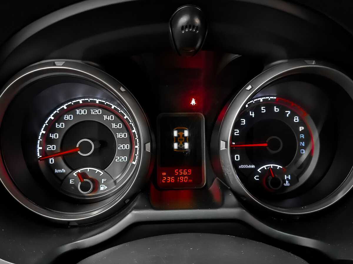 Купить Mitsubishi Pajero, 2015, 235 560 км, фото №16