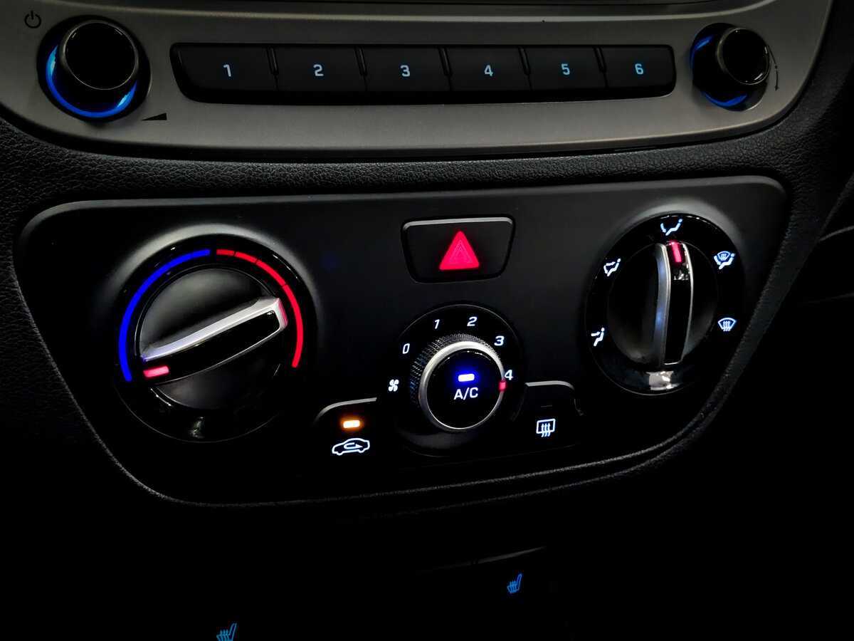 Купить Hyundai Solaris, 2021, 90 079 км, фото №25