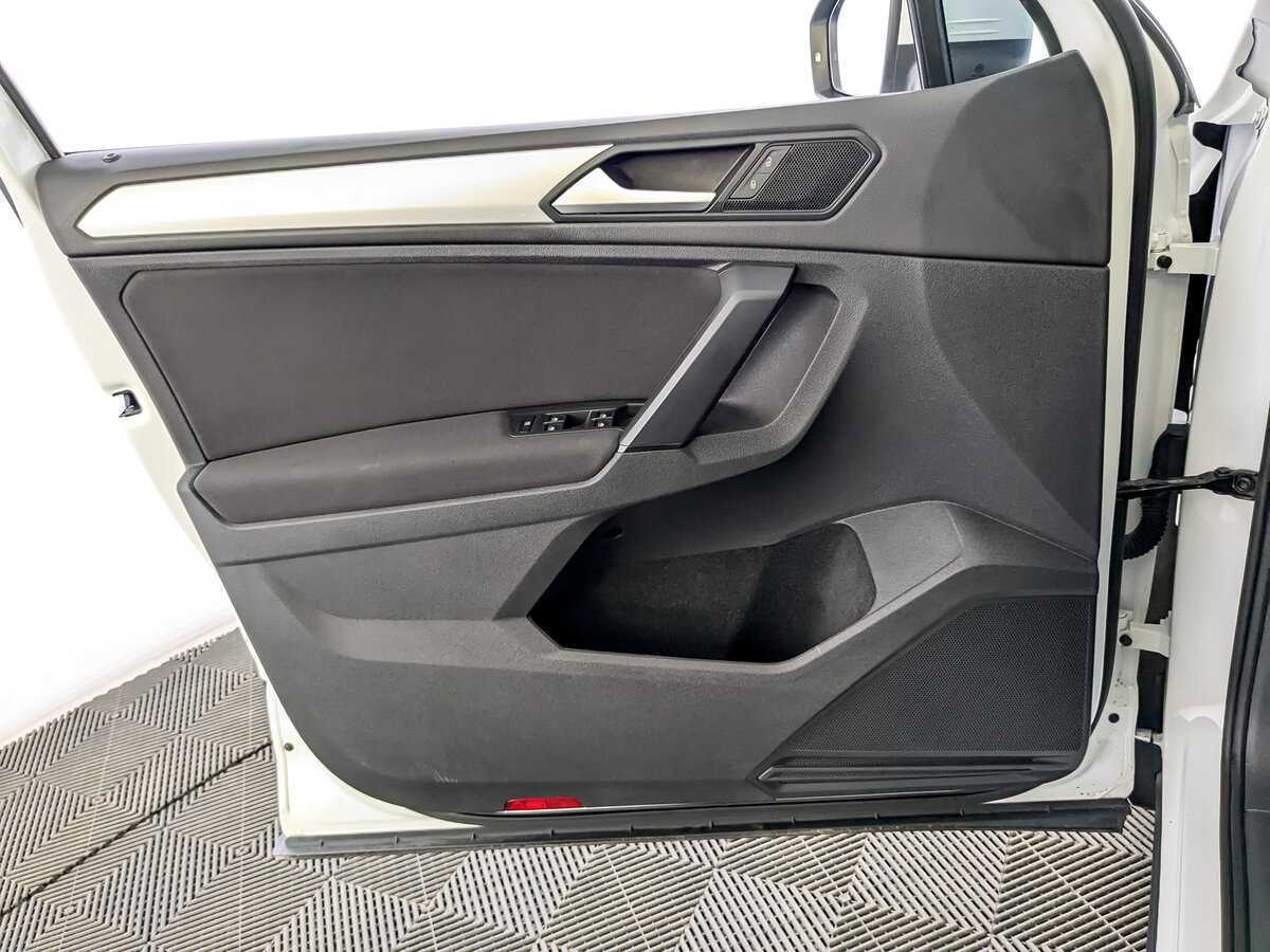 Купить Volkswagen Tiguan, 2020, 93 428 км, фото №19