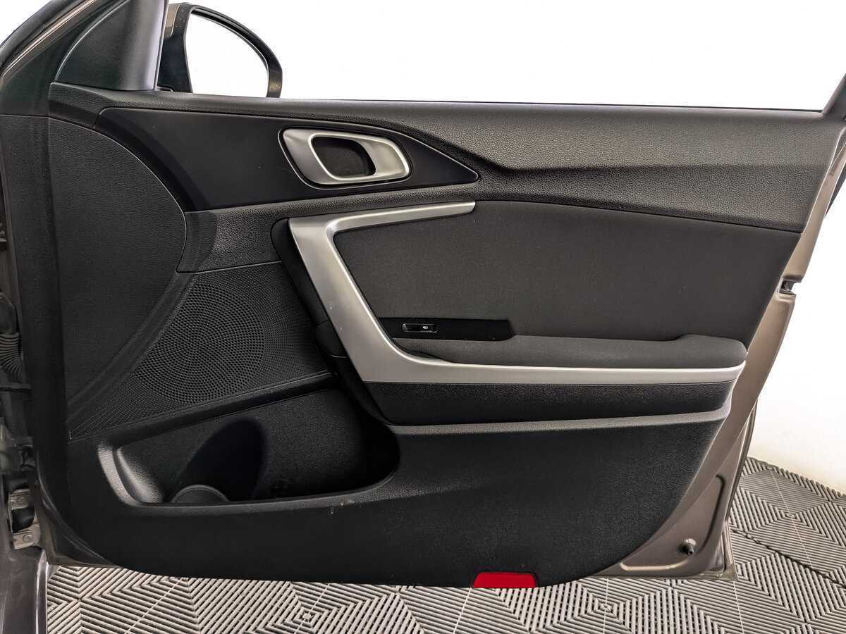 Купить Kia Ceed, 2021, 59 333 км, фото №24