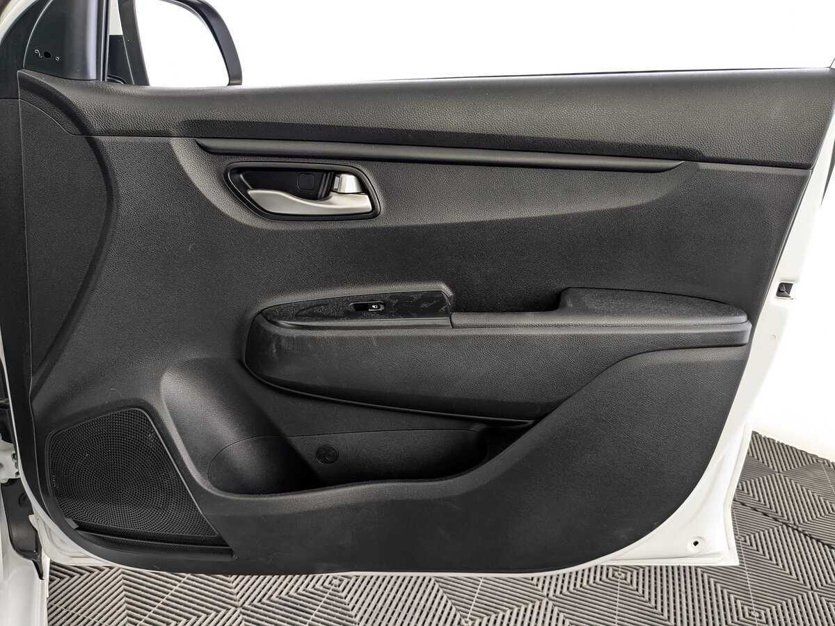 Купить Kia Rio, 2018, 121 000 км, фото №24