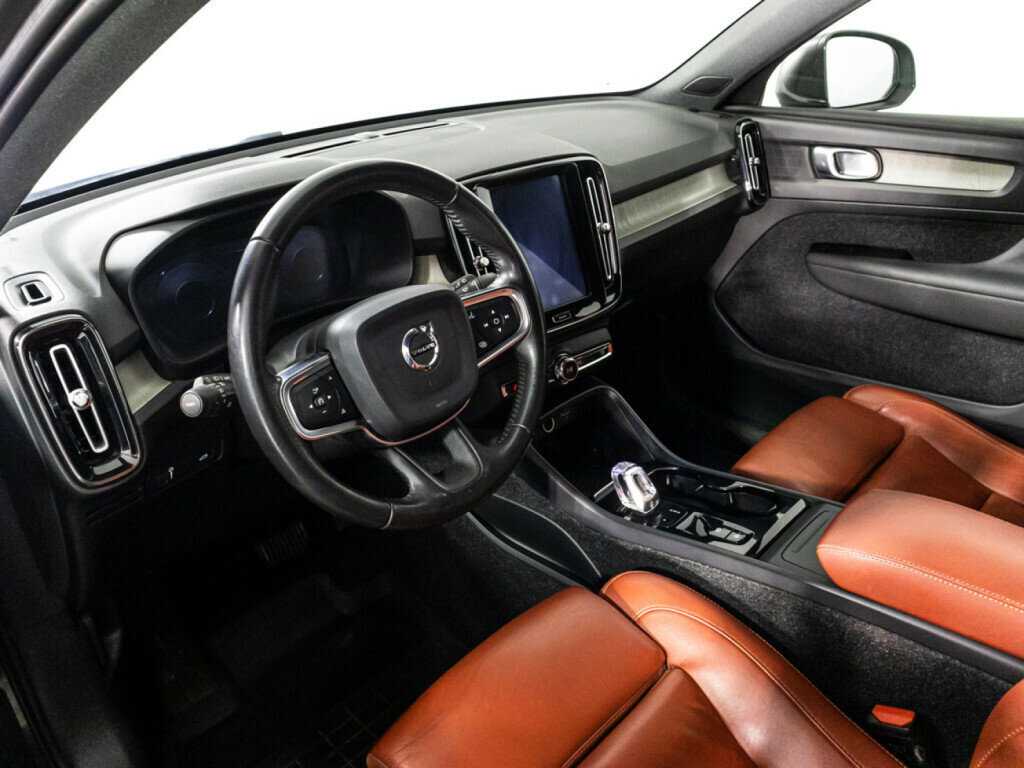Купить Volvo XC40, 2018, 112 711 км, фото №11