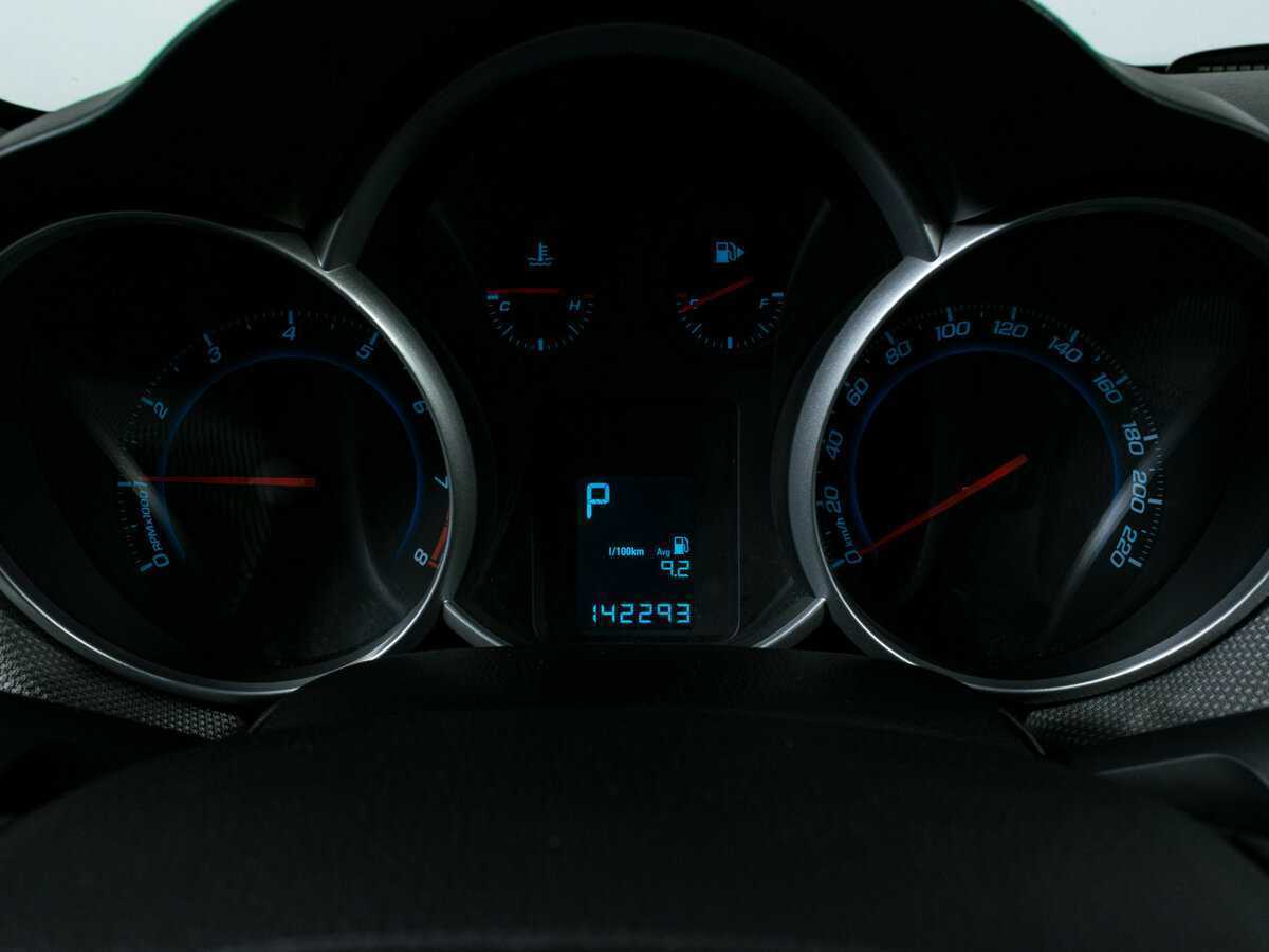 Купить Chevrolet Cruze, 2013, 142 300 км, фото №10
