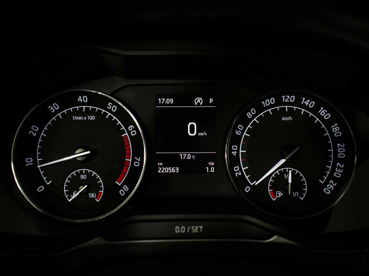 Купить Skoda Superb, 2020, 220 561 км, фото №12