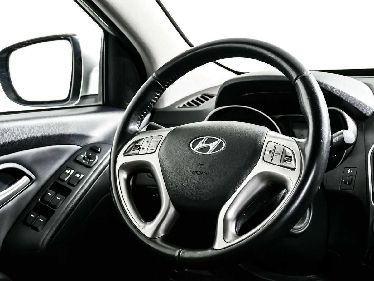 Купить Hyundai ix35, 2012, 125 639 км, фото №16