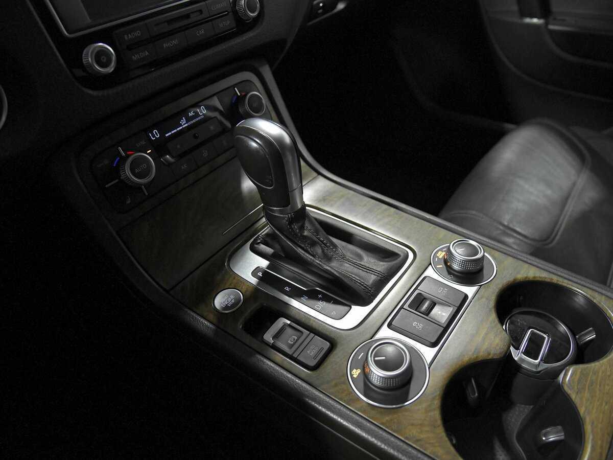 Купить Volkswagen Touareg, 2016, 248 047 км, фото №12