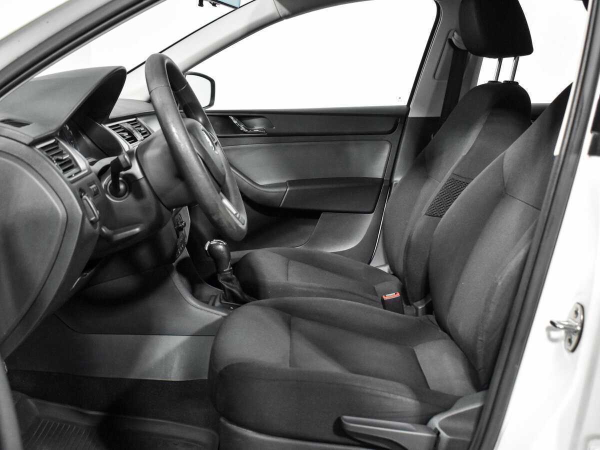 Купить Skoda Rapid, 2017, 163 901 км, фото №9