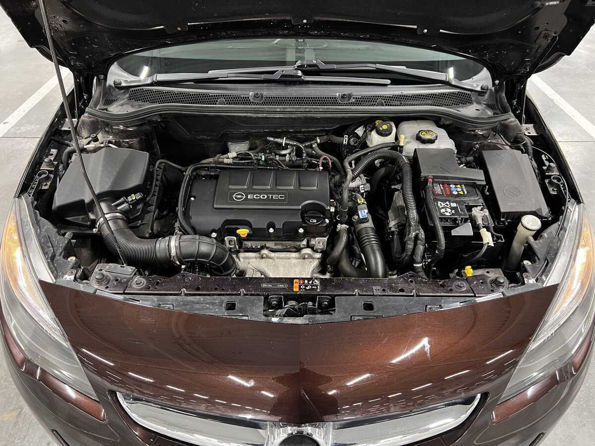 Купить Opel Astra, 2013, 137 218 км, фото №9
