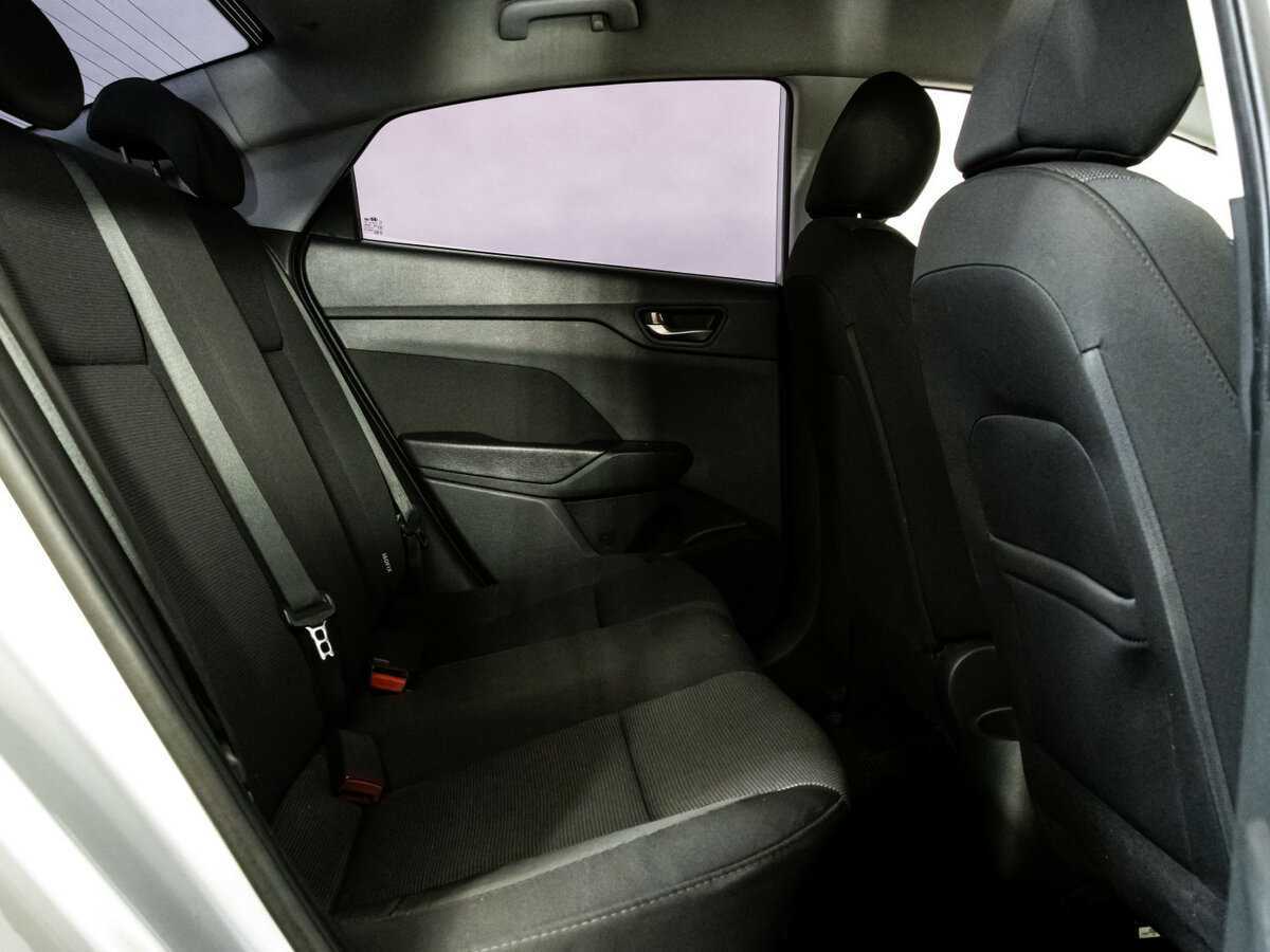 Купить Hyundai Solaris, 2018, 199 320 км, фото №15