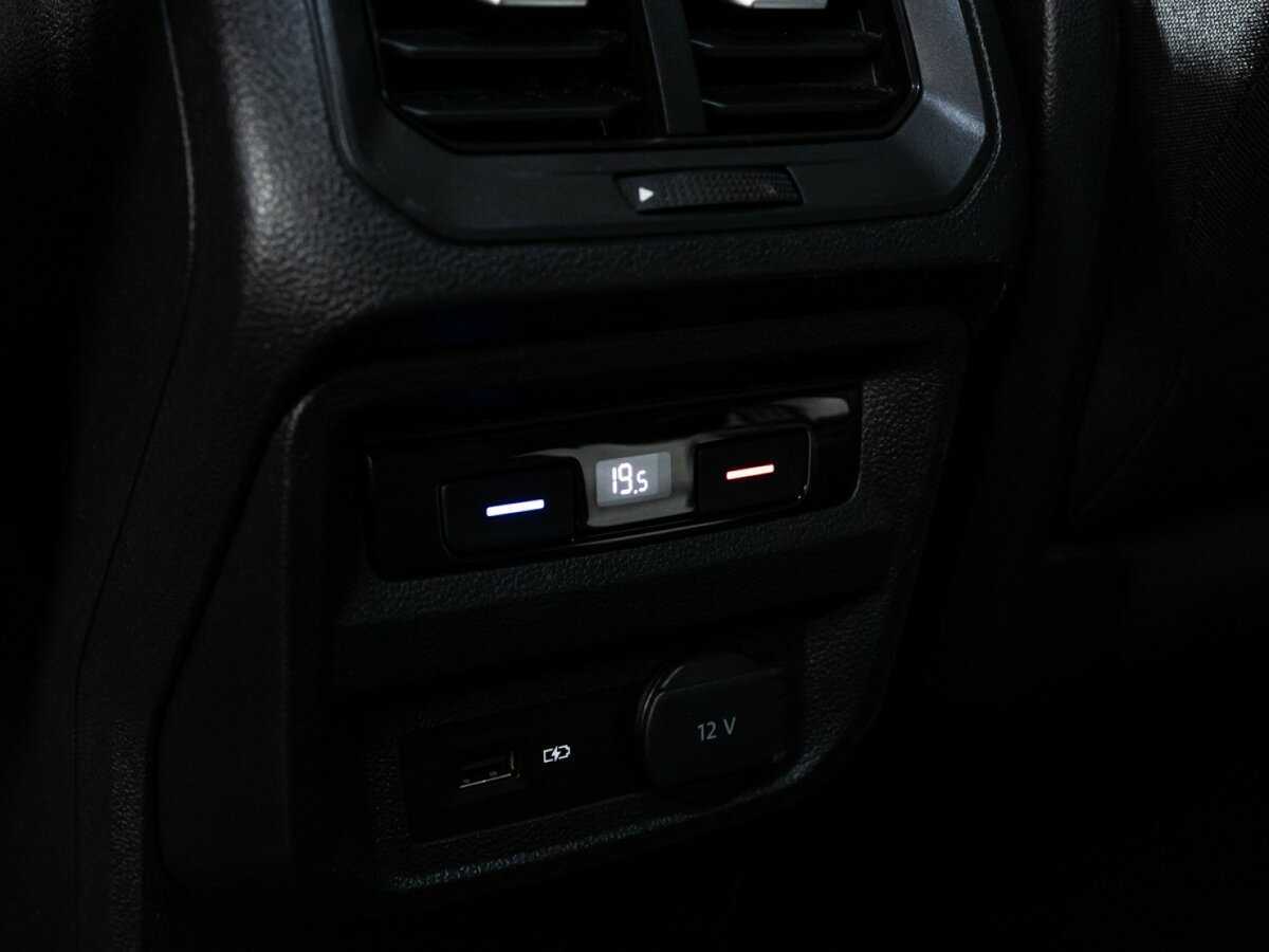 Купить Volkswagen Tiguan, 2019, 129 327 км, фото №20