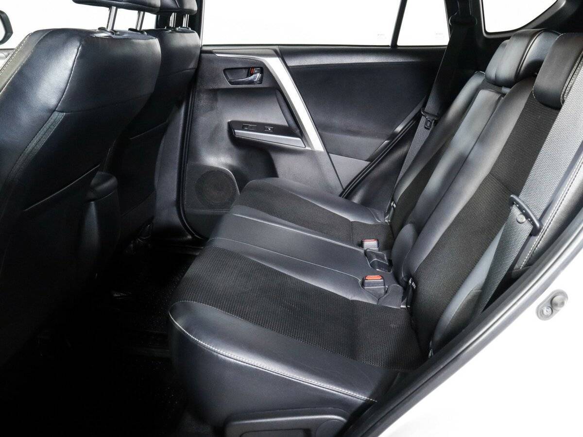 Купить Toyota RAV4, 2017, 88 500 км, фото №10