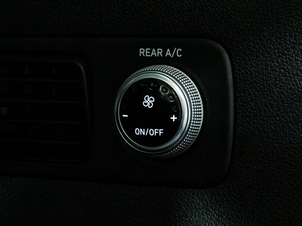 Купить Hyundai Santa Fe, 2018, 183 160 км, фото №19