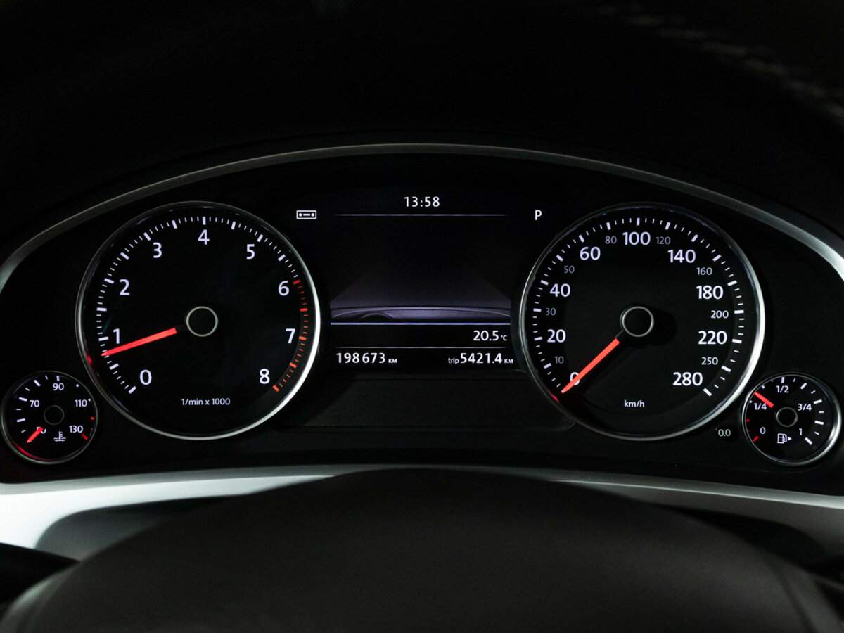 Купить Volkswagen Touareg, 2013, 198 000 км, фото №12