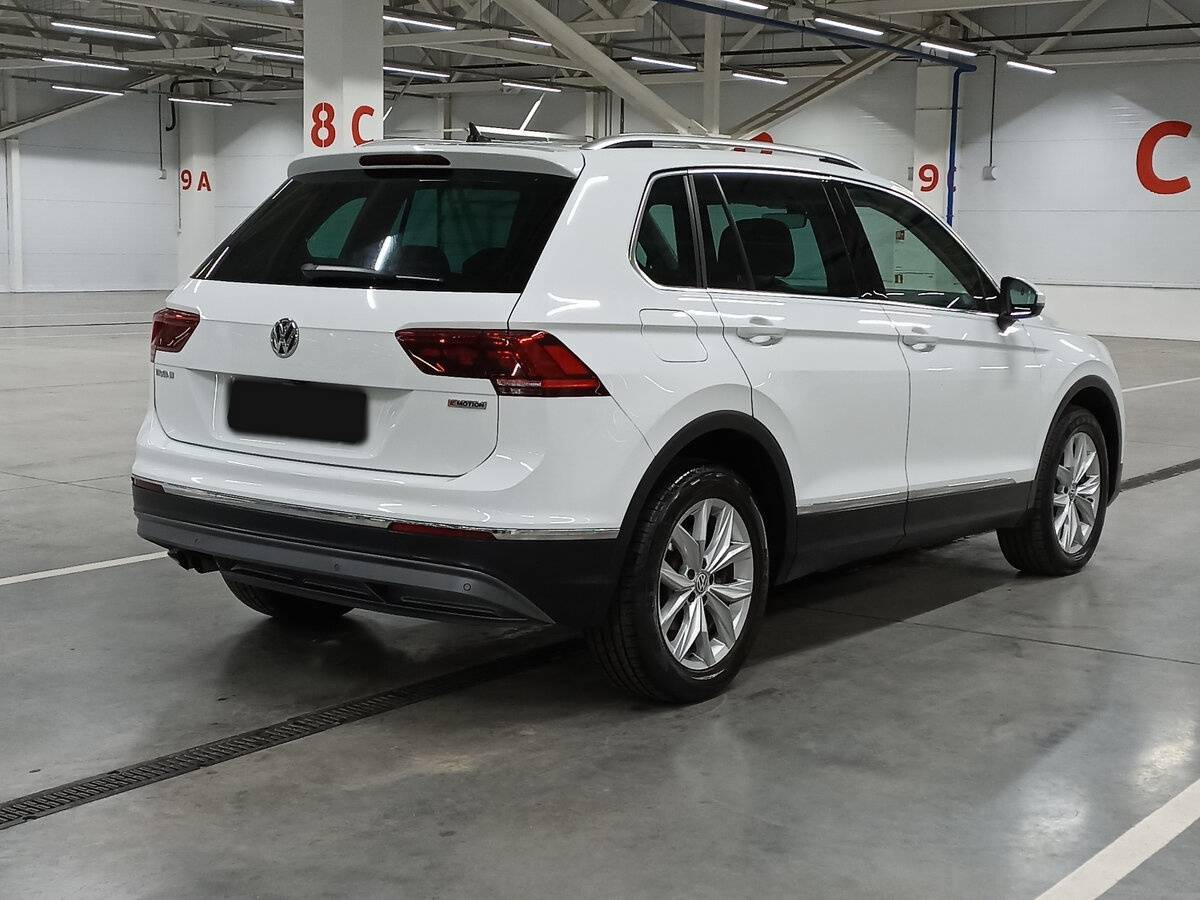 Купить Volkswagen Tiguan, 2018, 160 240 км, фото №5