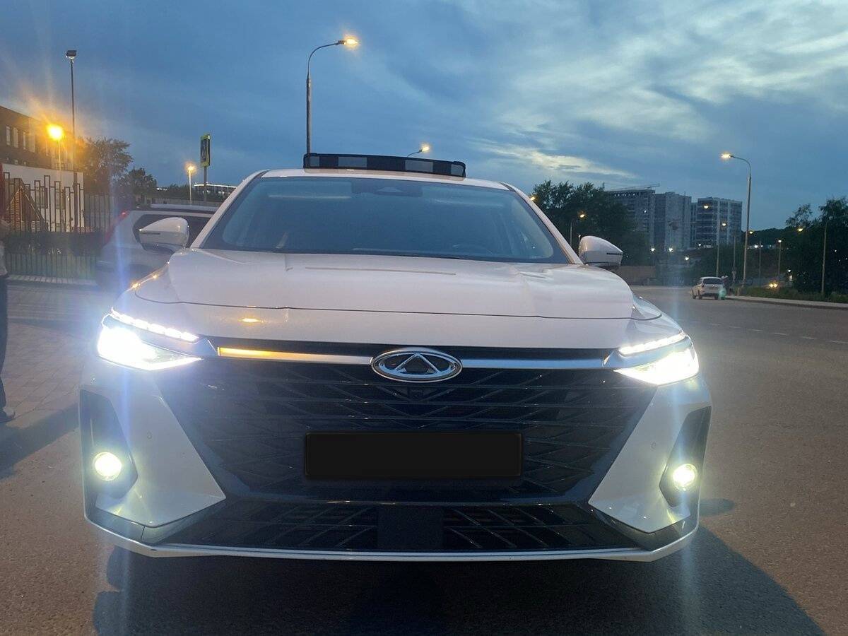 Chery Arrizo 8