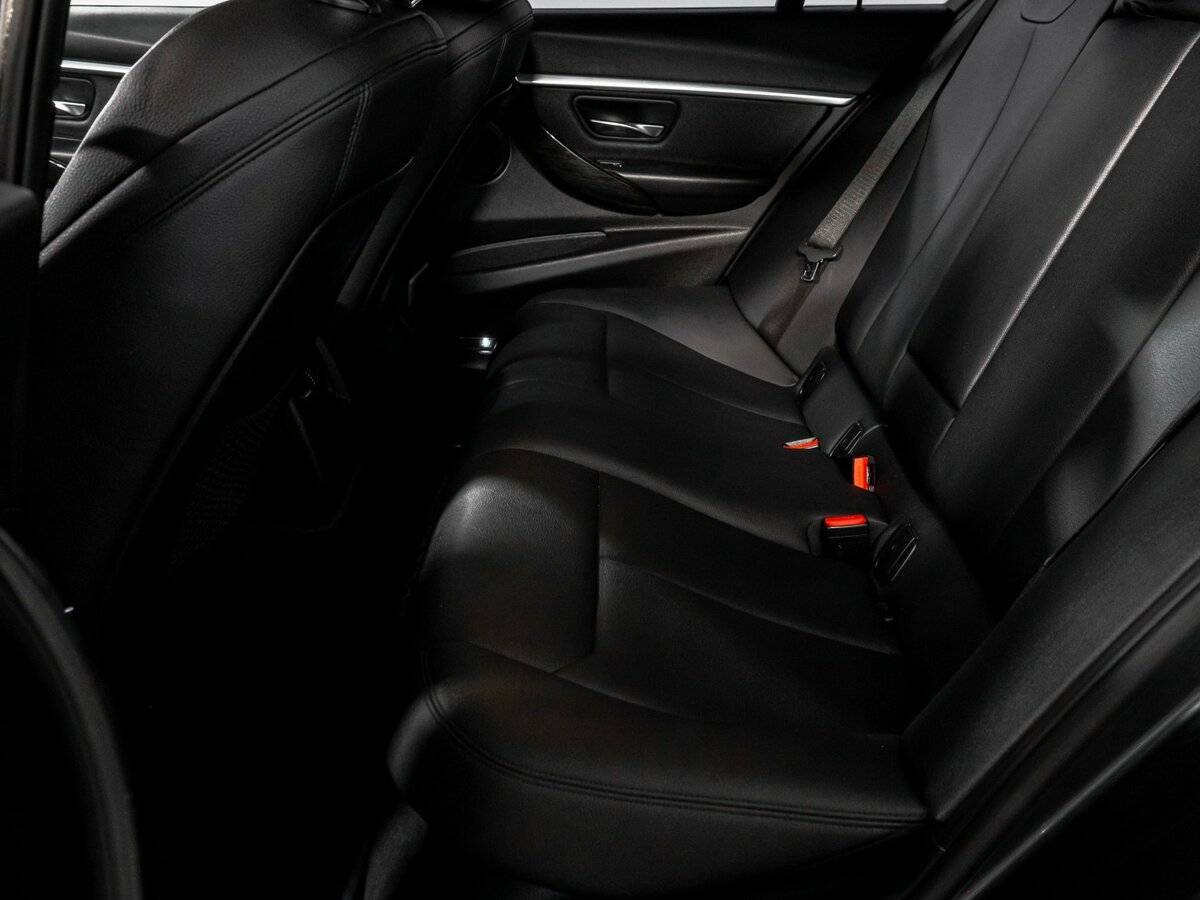 Купить BMW 3 серии 330i xDrive, 2017, 122 817 км, фото №10