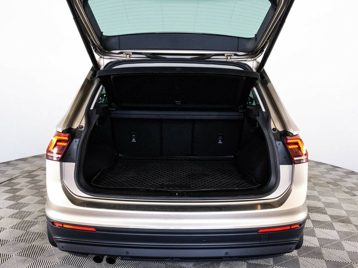 Купить Volkswagen Tiguan, 2019, 83 071 км, фото №22