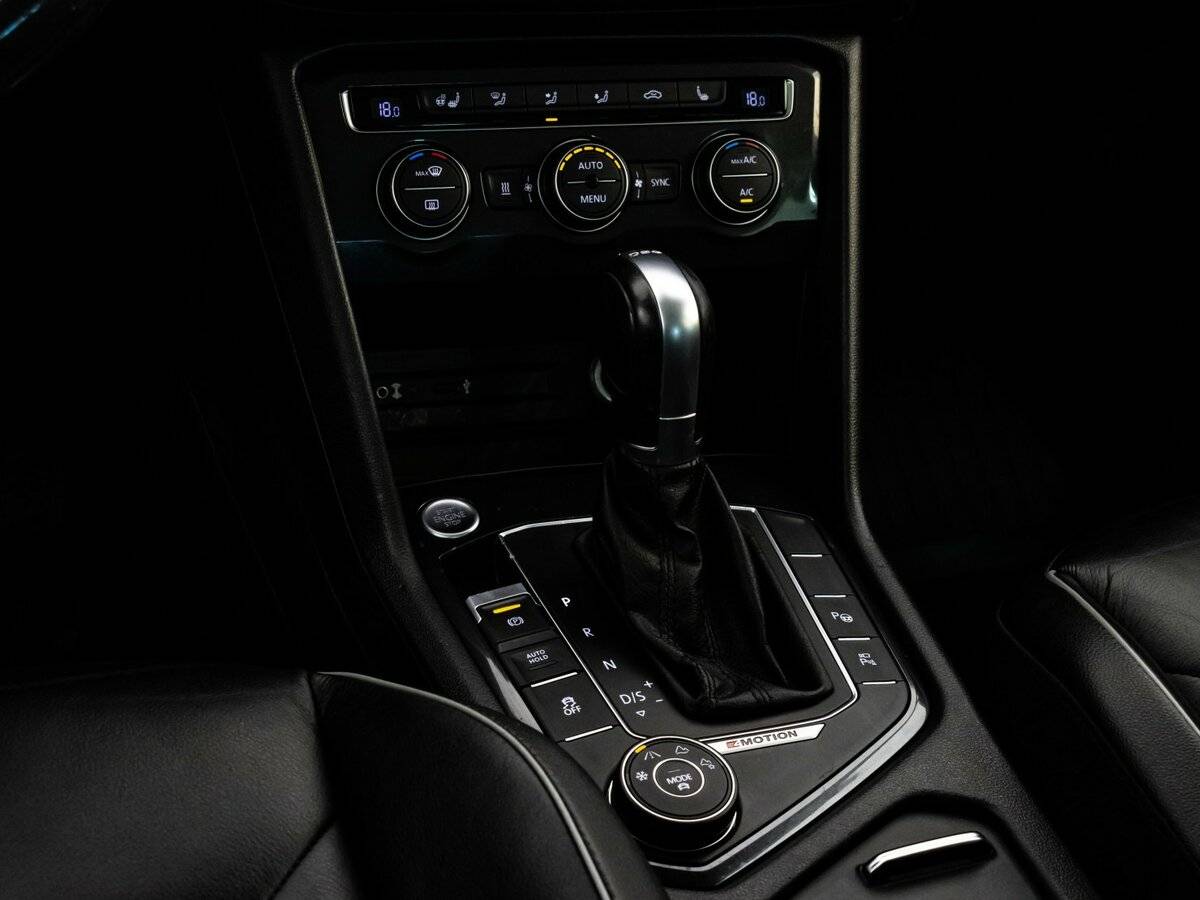 Купить Volkswagen Tiguan, 2017, 214 699 км, фото №15