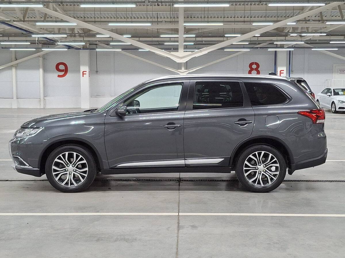 Купить Mitsubishi Outlander III Рестайлинг 2, 2016, 77 853 км, фото №8