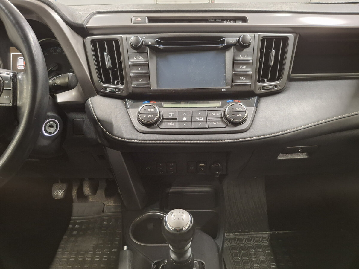 Купить Toyota RAV4 IV (XA40) Рестайлинг, 2015, 143 688 км, фото №14