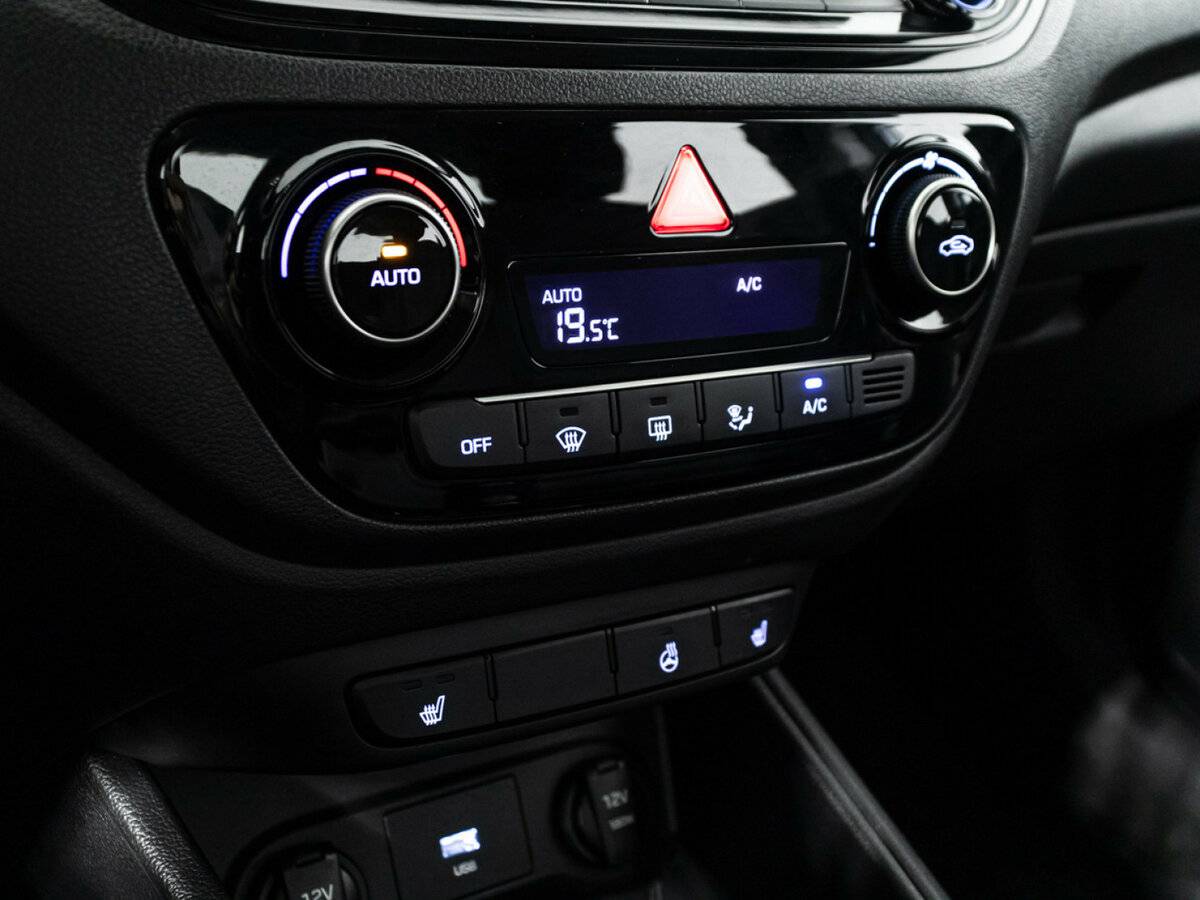 Купить Hyundai Solaris II Рестайлинг, 2020, 23 825 км, фото №14