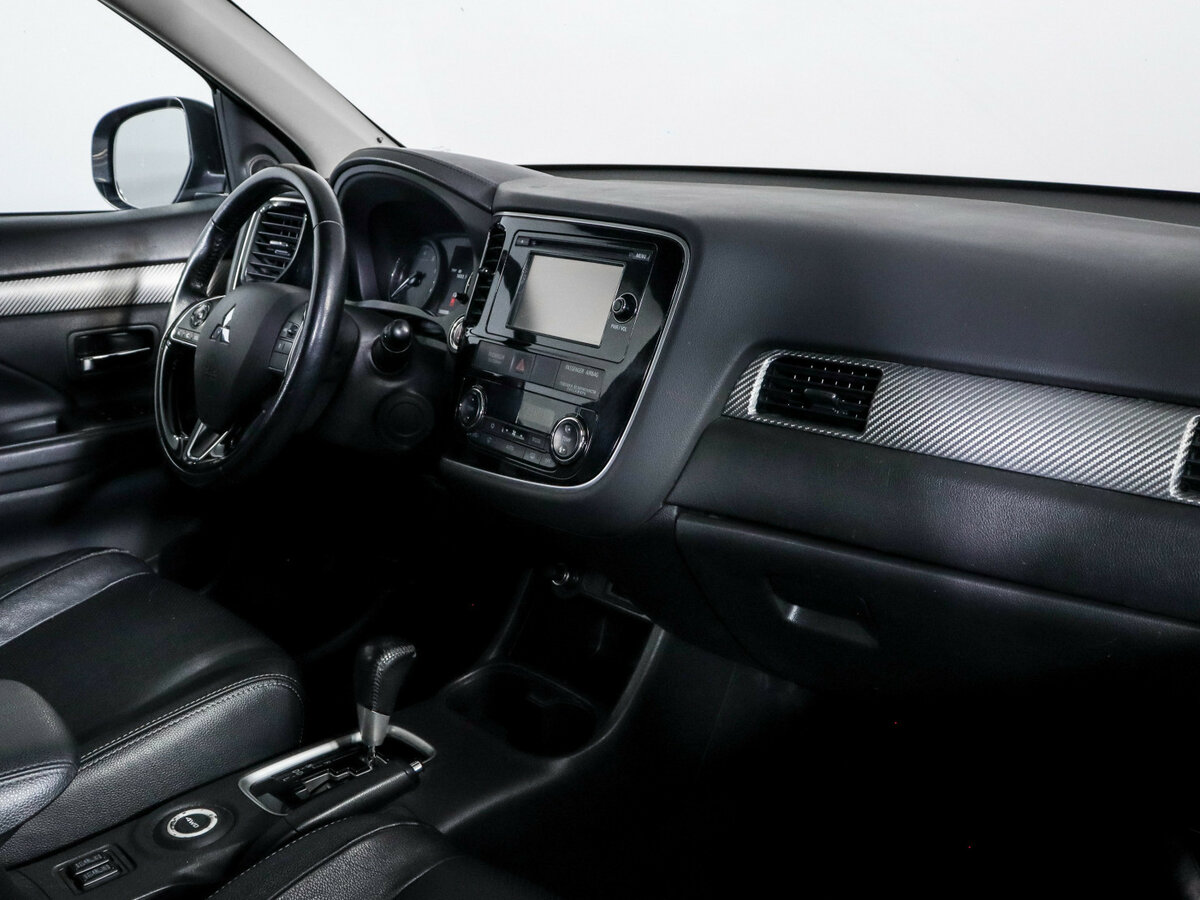 Купить Mitsubishi Outlander III Рестайлинг 2, 2015, 189 098 км, фото №9