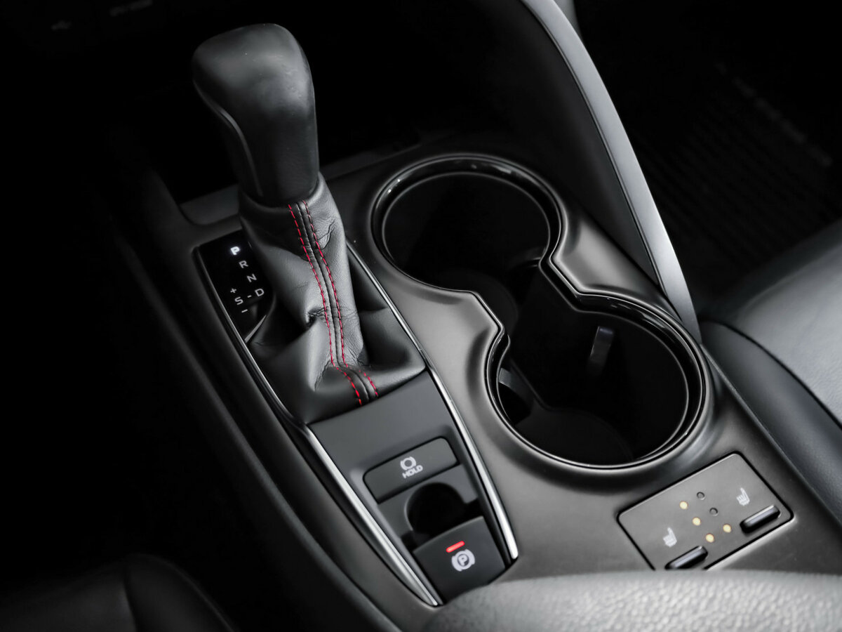 Купить Toyota Camry VIII (XV70) Рестайлинг, 2021, 142 330 км, фото №17